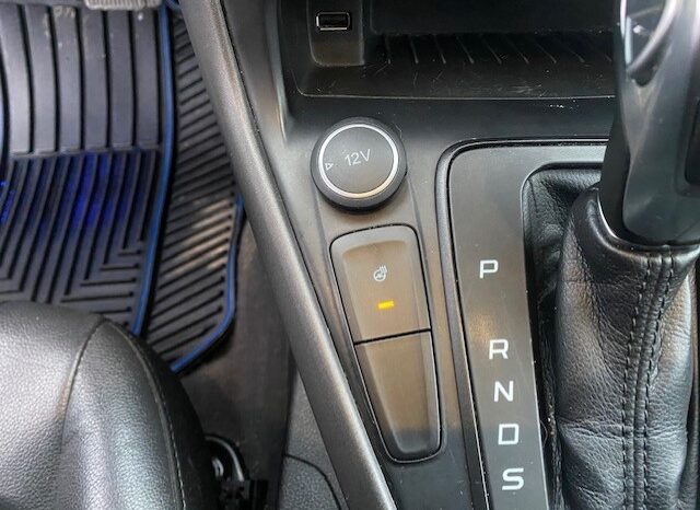 2016 Ford Focus SE, Heated Steering Wheel, Leather full