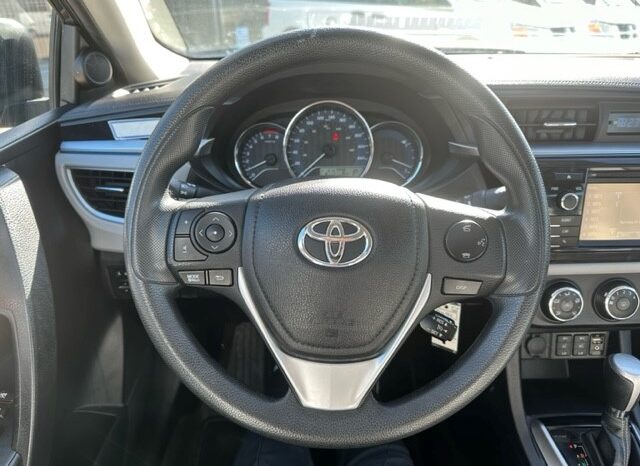 2016 Toyota Corolla LE full
